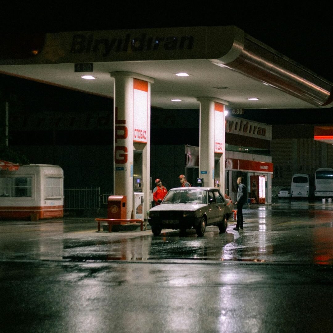 energía solar para estaciones de gasolina